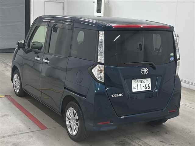 TOYOTA TANK