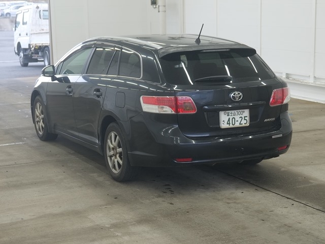 TOYOTA AVENSIS