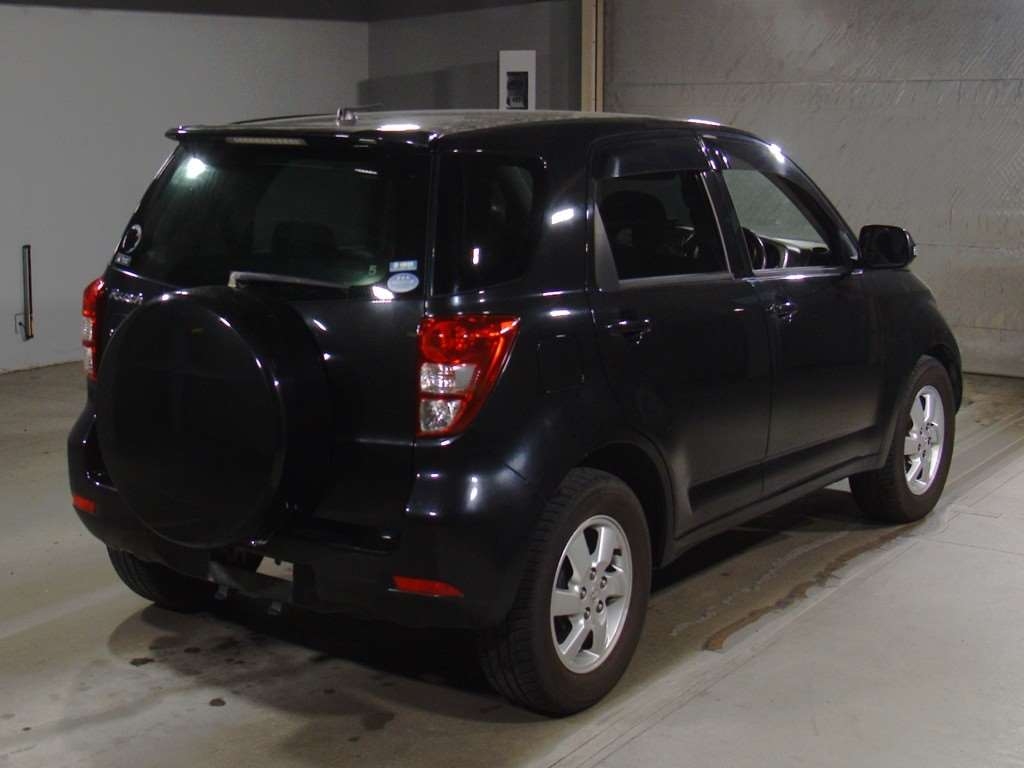 TOYOTA RUSH