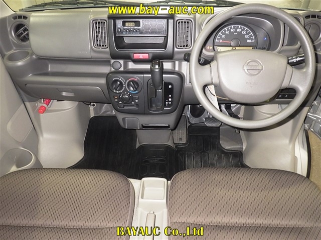 NISSAN NV100 CLIPPER