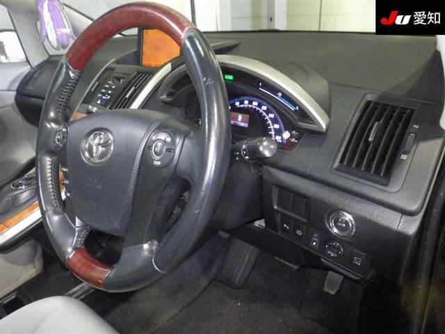 TOYOTA SAI