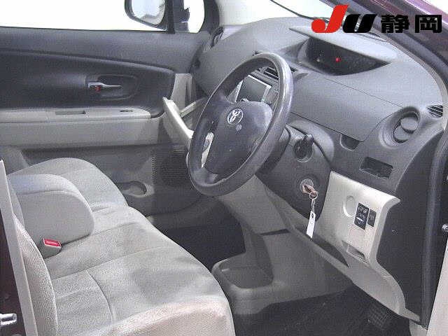 TOYOTA PASSO SETTE