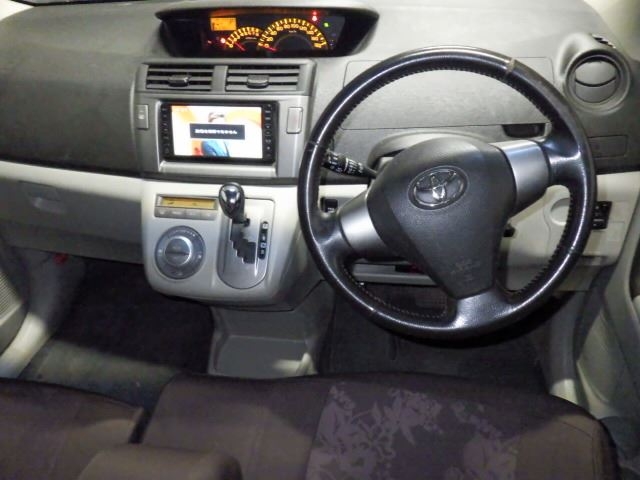 TOYOTA PASSO SETTE