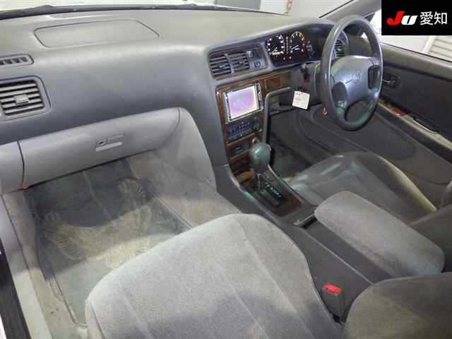 TOYOTA MARK II