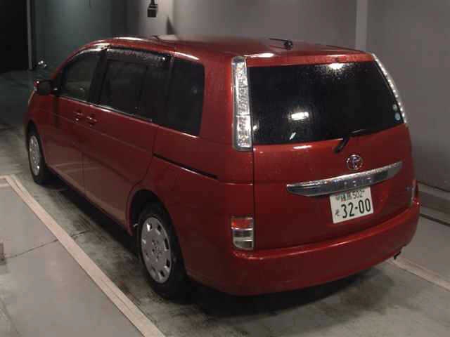 TOYOTA ISIS