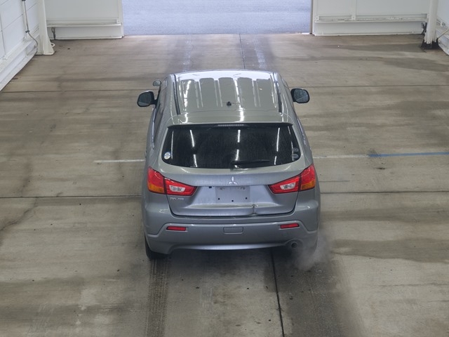 MITSUBISHI RVR