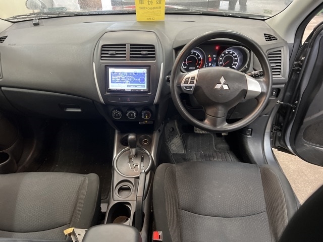 MITSUBISHI RVR