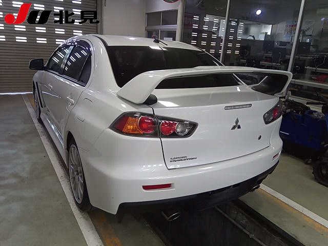 MITSUBISHI LANCER EVOLUTION