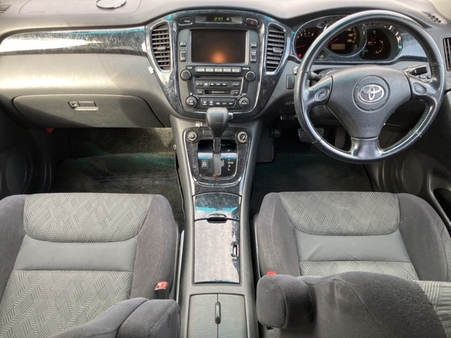 TOYOTA KLUGER V