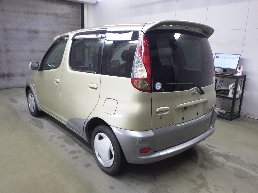 TOYOTA FUNCARGO