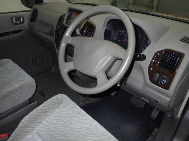 MITSUBISHI DION