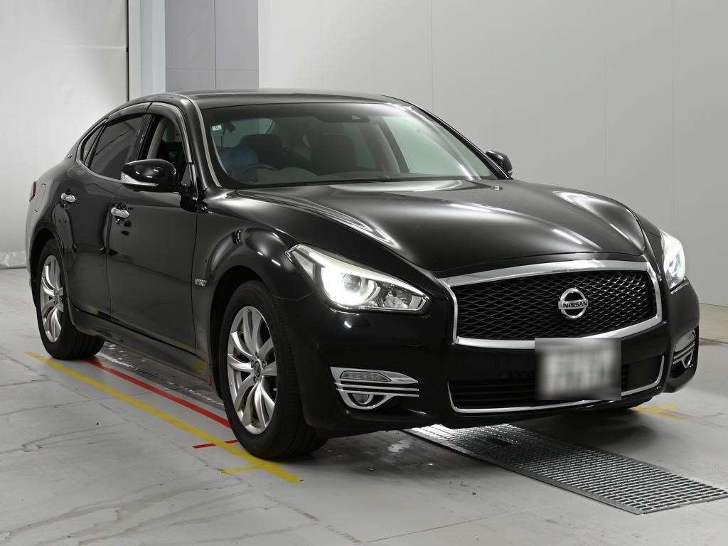 NISSAN FUGA