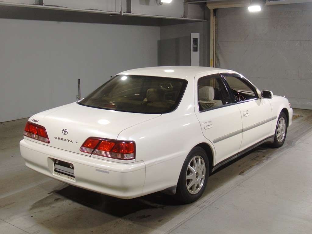 TOYOTA CRESTA