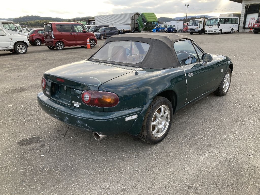 MAZDA ROADSTER