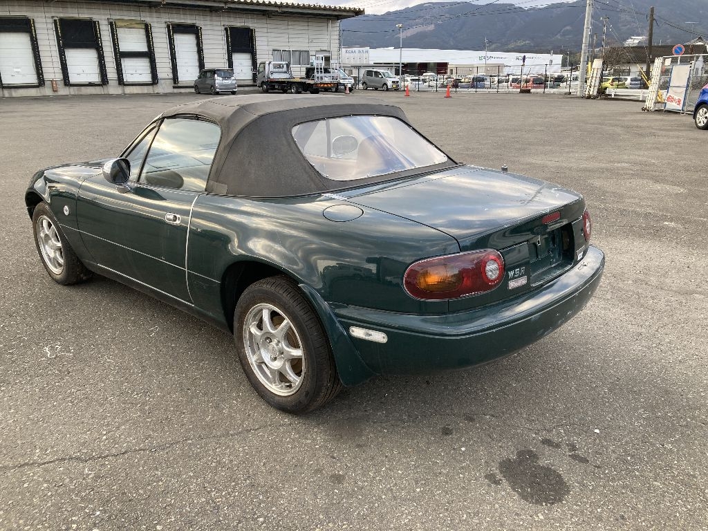 MAZDA ROADSTER