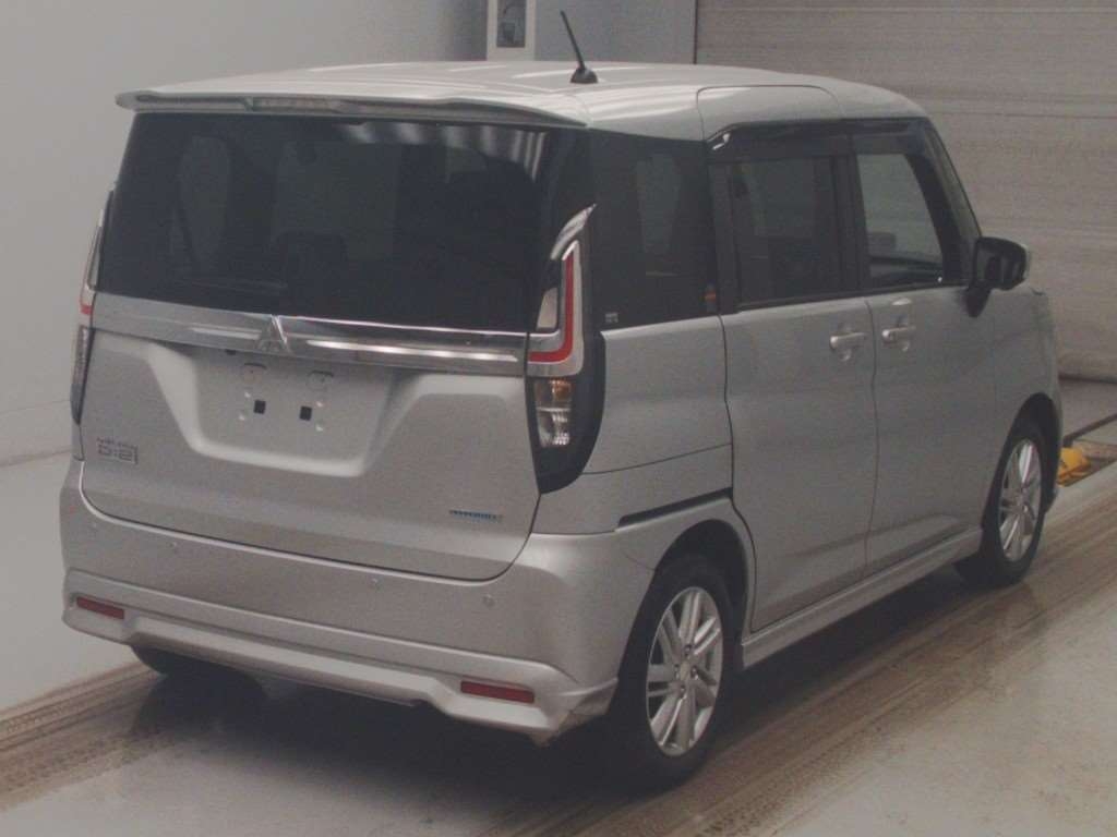 MITSUBISHI DELICA D:2
