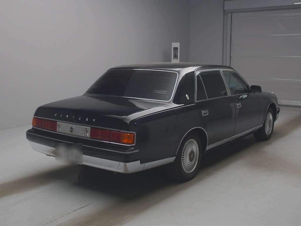 TOYOTA CENTURY