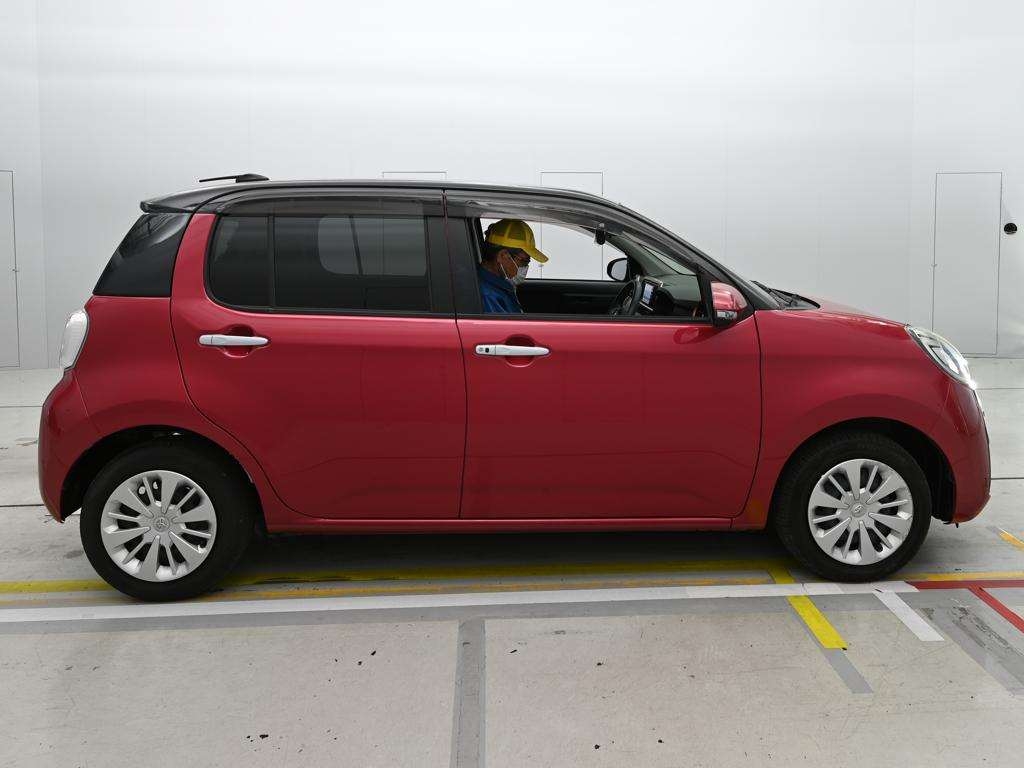 TOYOTA PASSO