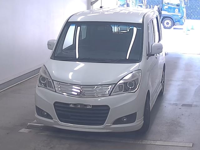 MITSUBISHI DELICA D:2