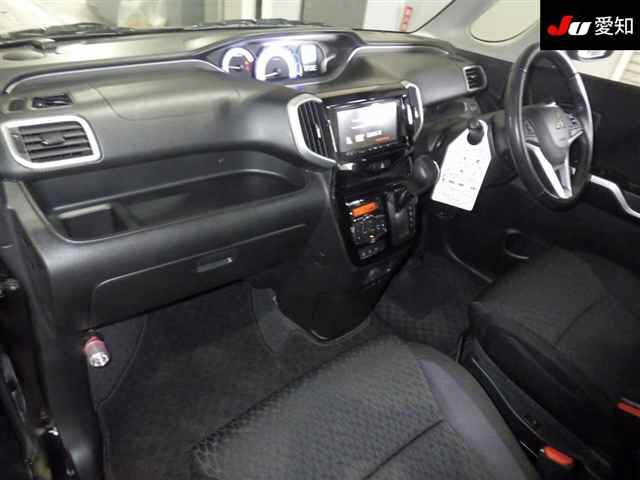 MITSUBISHI DELICA D:2