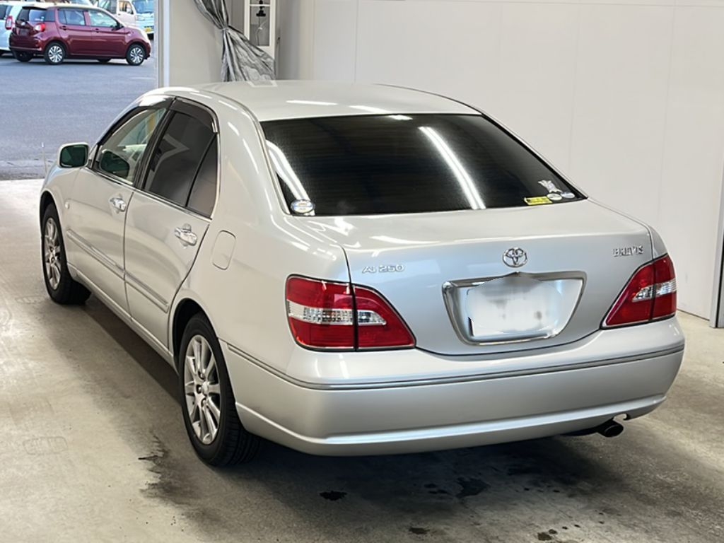 TOYOTA BREVIS