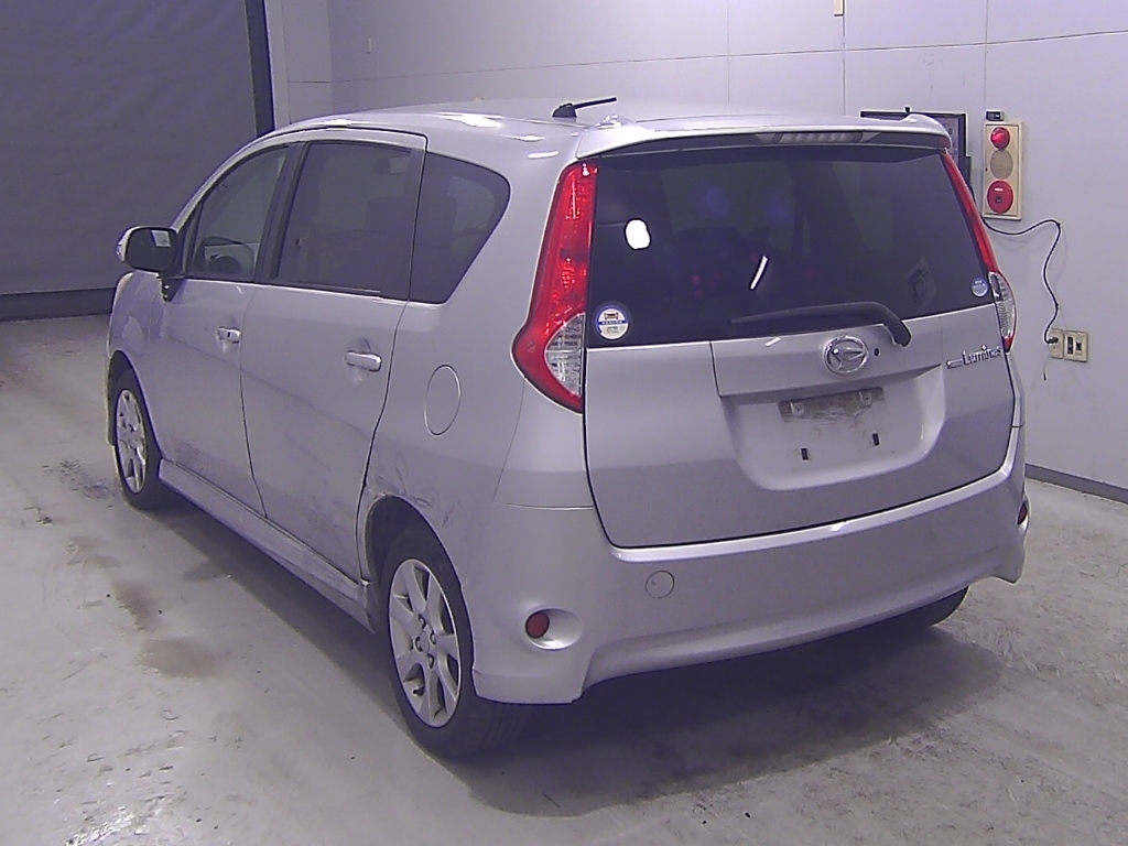 DAIHATSU BOON LUMINAS