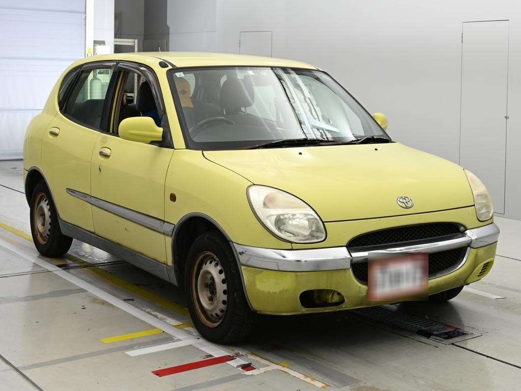 TOYOTA DUET