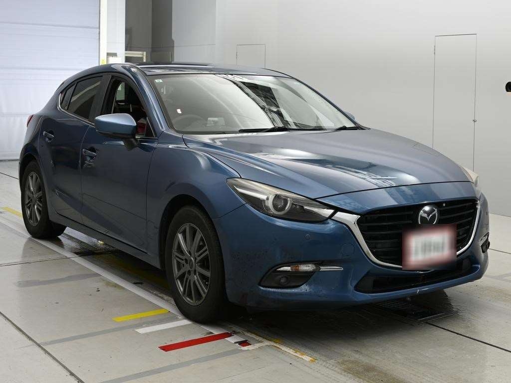 MAZDA AXELA