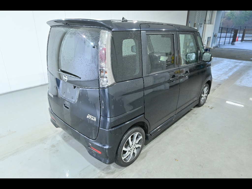 NISSAN ROOX