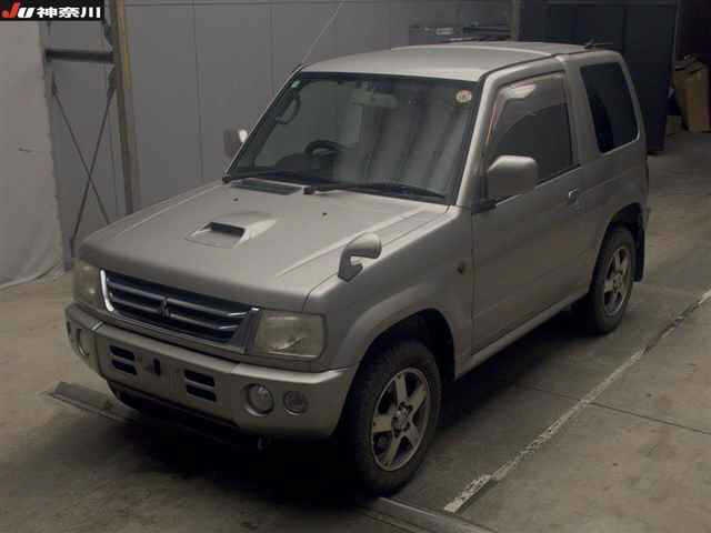 MITSUBISHI PAJERO MINI