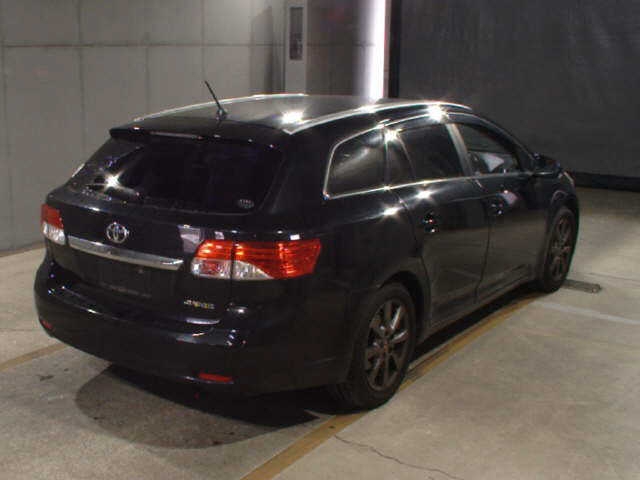 TOYOTA AVENSIS