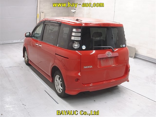 TOYOTA SIENTA