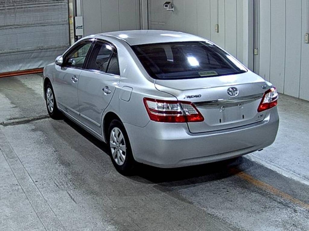 TOYOTA PREMIO