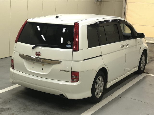 TOYOTA ISIS