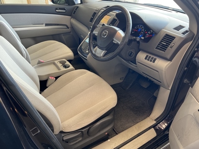 MAZDA MPV