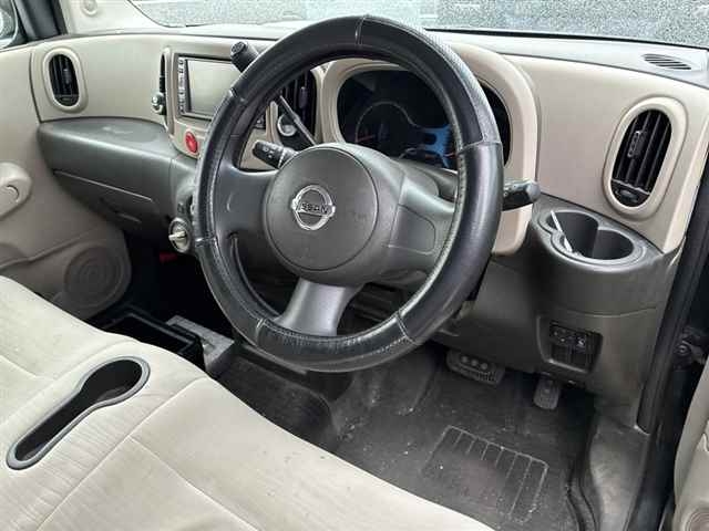NISSAN CUBE