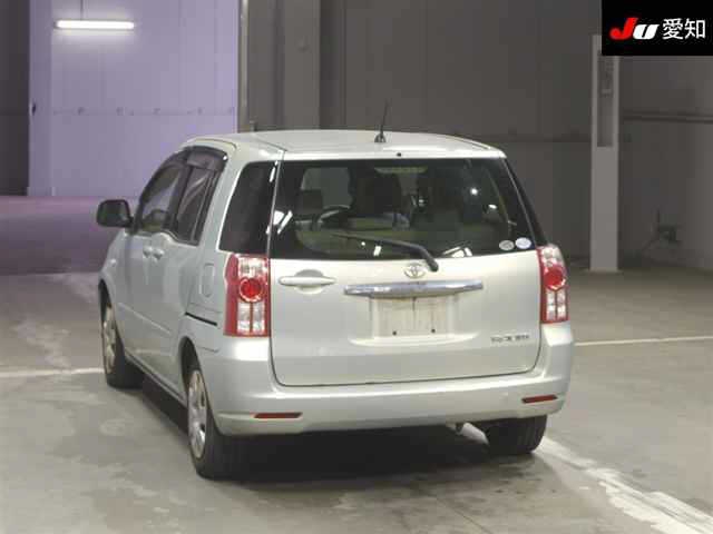 TOYOTA RAUM