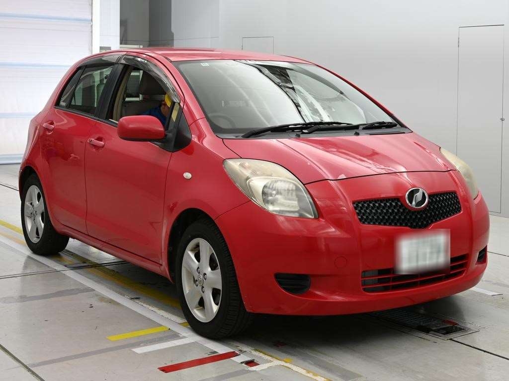 TOYOTA VITZ