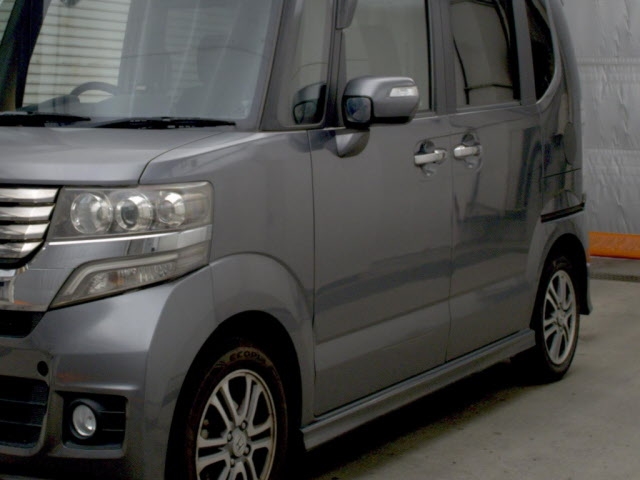 HONDA N-BOX+