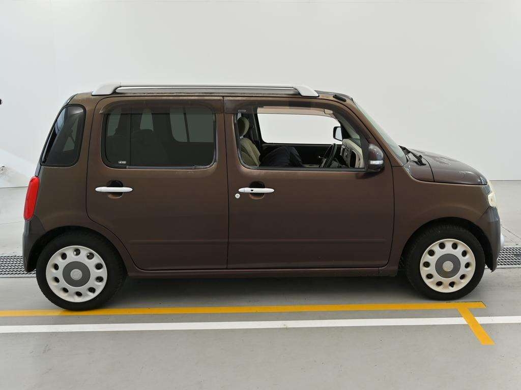 DAIHATSU MIRA COCOA