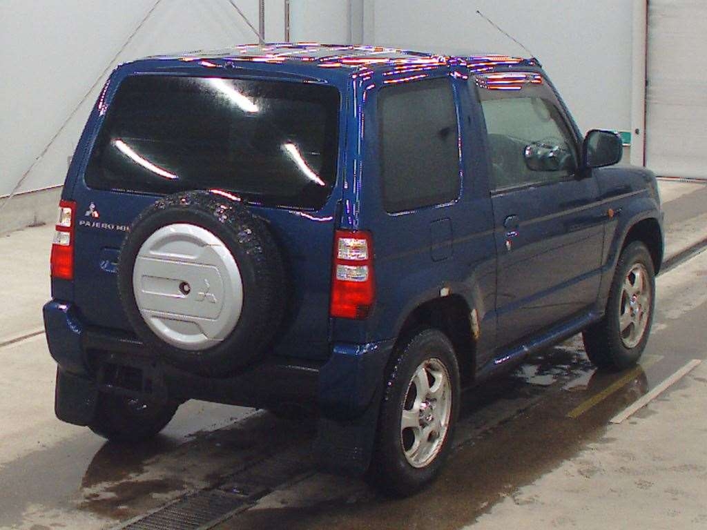 MITSUBISHI PAJERO MINI