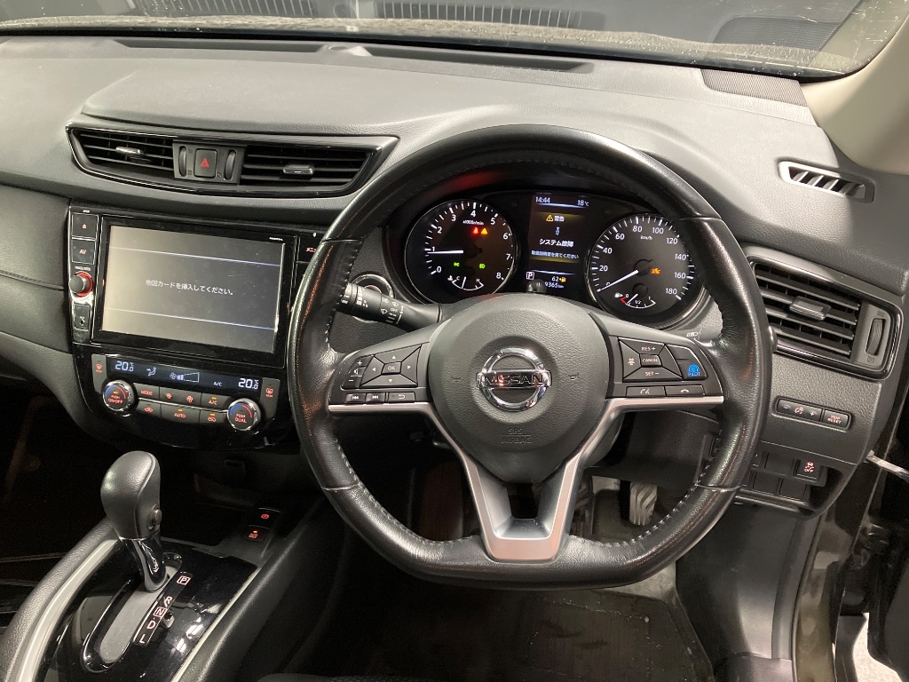 NISSAN X-TRAIL