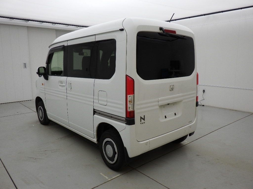 HONDA N-VAN