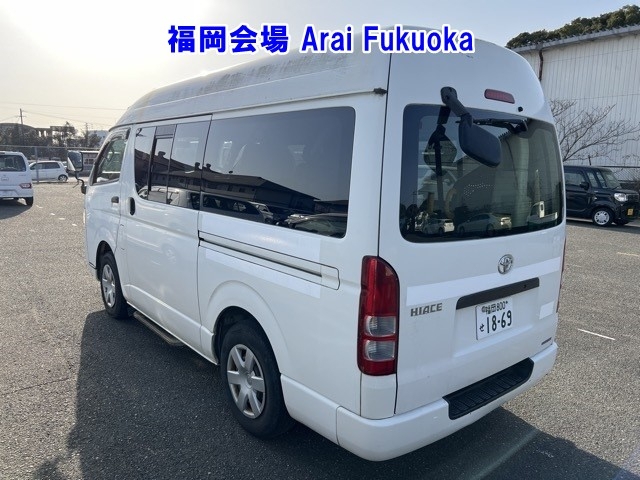 TOYOTA REGIUS ACE