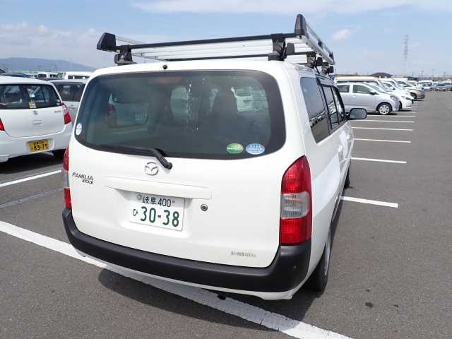 MAZDA FAMILIA