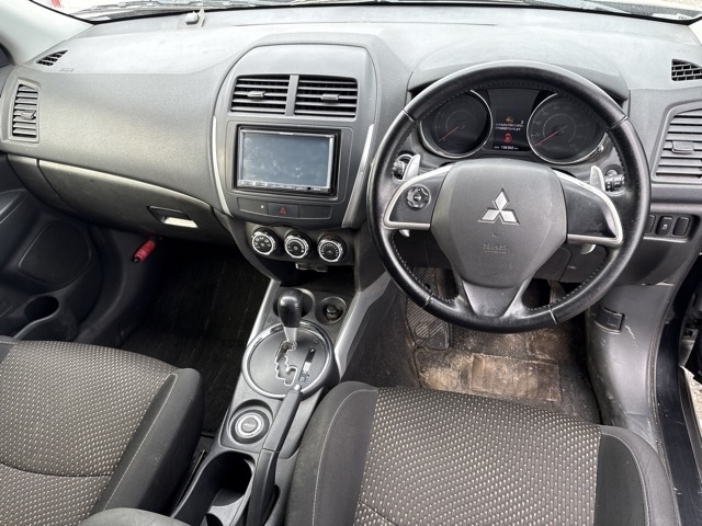 MITSUBISHI RVR