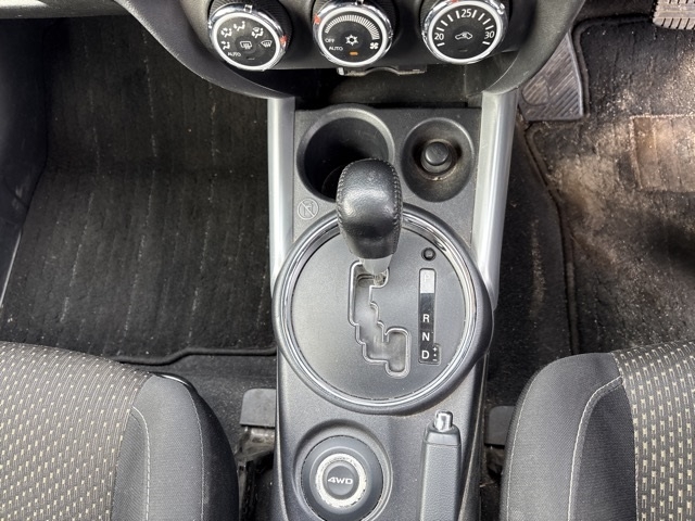 MITSUBISHI RVR
