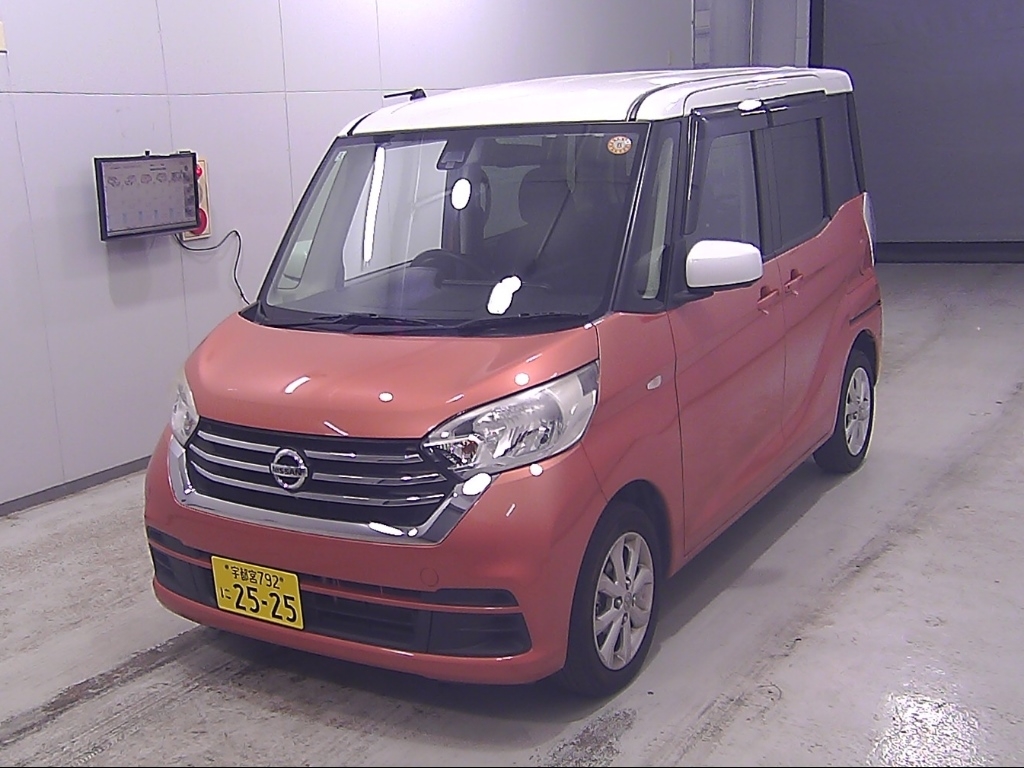 NISSAN DAYZ ROOX