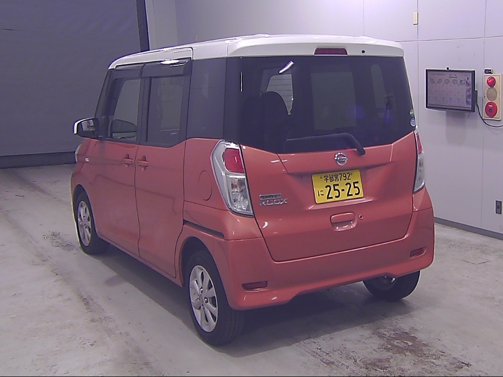 NISSAN DAYZ ROOX