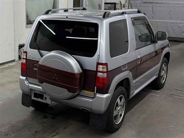 MITSUBISHI PAJERO MINI